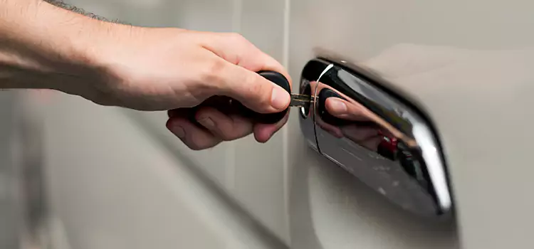 Why Choose Our Auto Locksmith Team in Brooklyn, NY?